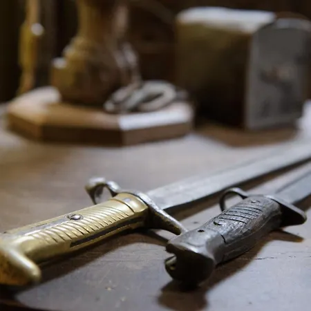 Les Chevaliers Szálloda 3*