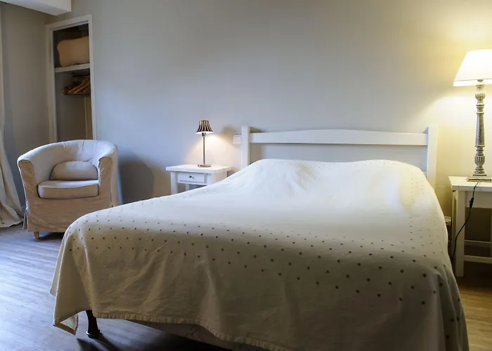 Les Chevaliers Hotel 3*